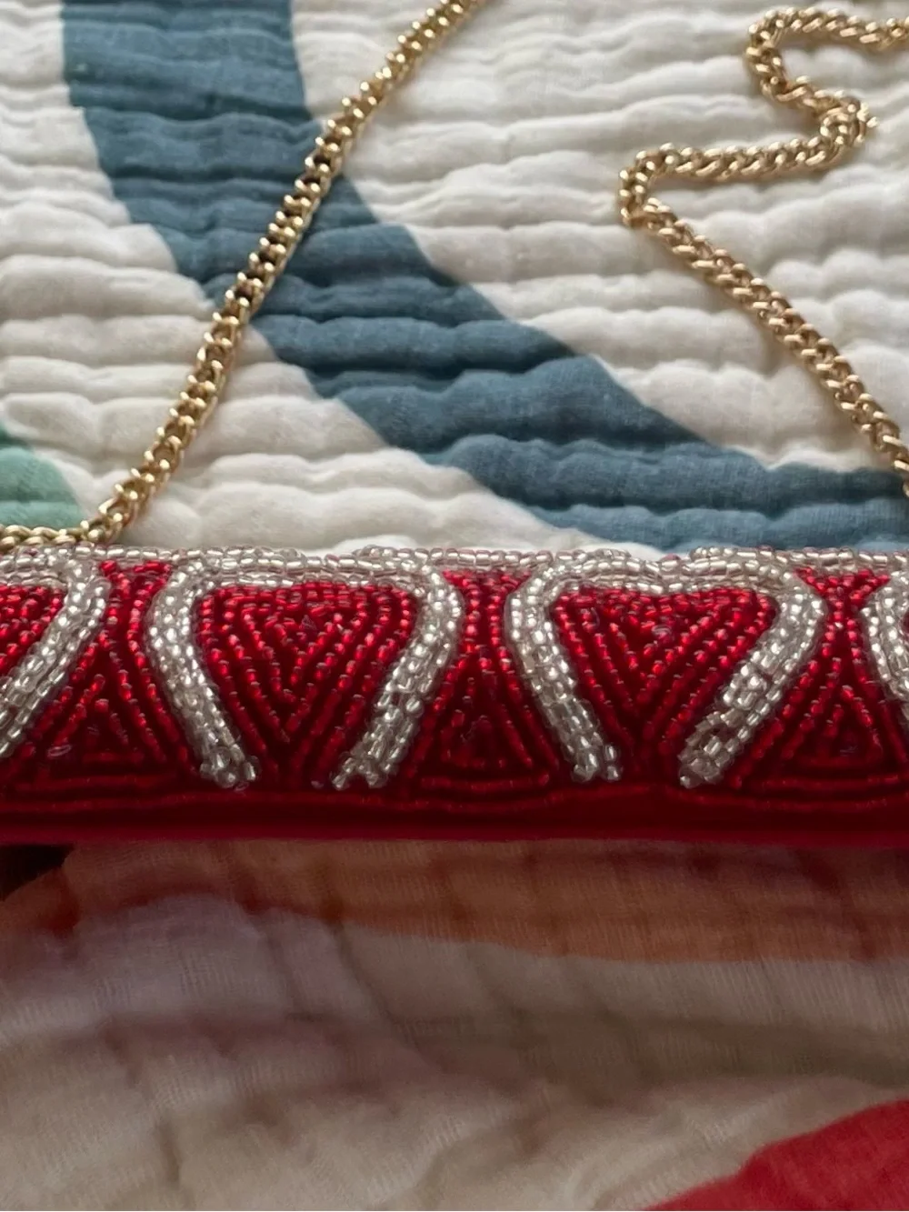 🔥 NWT Francesca’s Beaded Heart Clutch Crossbody